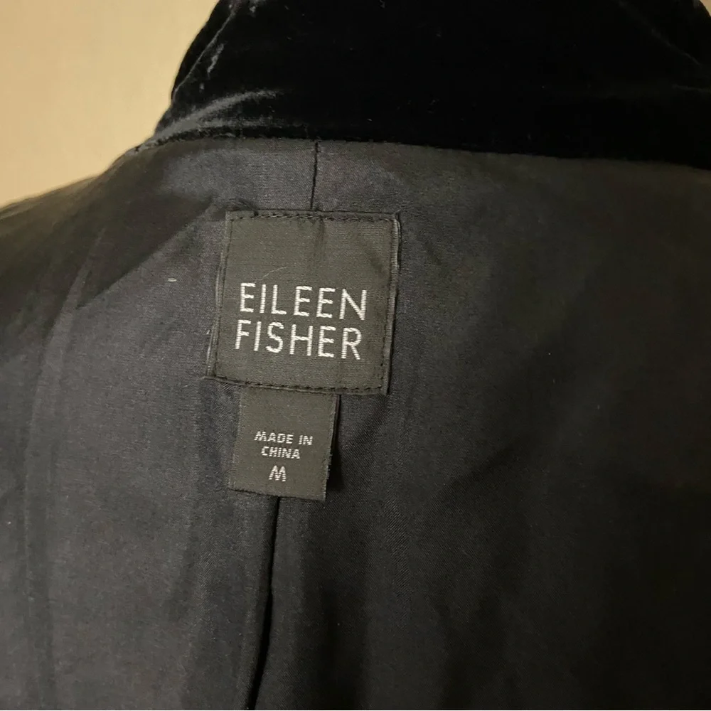 Eileen Fisher Velvet Open Front Cardigan- Silk Blend outer/ 100% silk lining- M - Picture 7 of 9